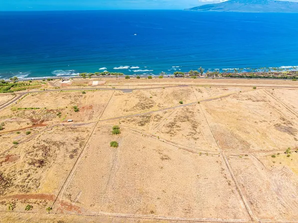 1918 Waianukole Pl #2, Lahaina, HI 96761