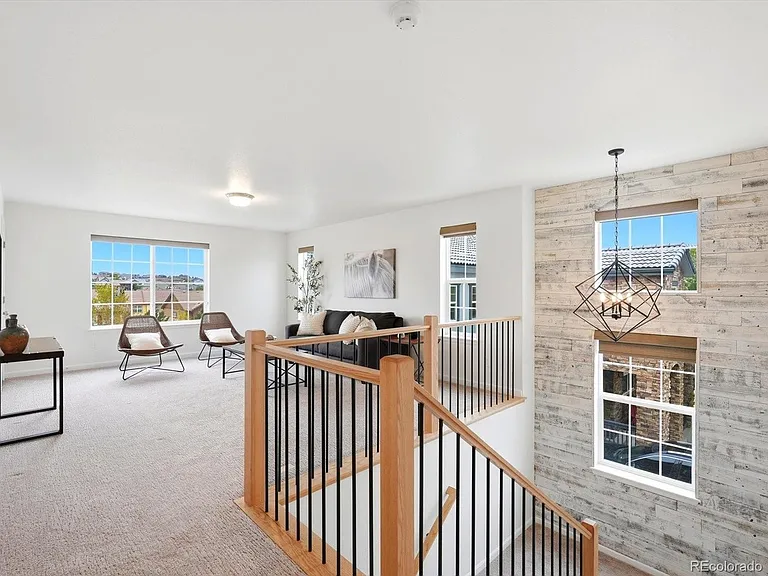 690 Tiger Lily Way — Photo 3