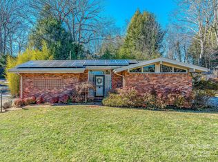 34 Bear Creek Rd, Asheville, NC 28806