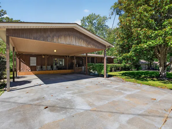 9468 Ranch Ln, Shreveport, LA 71106
