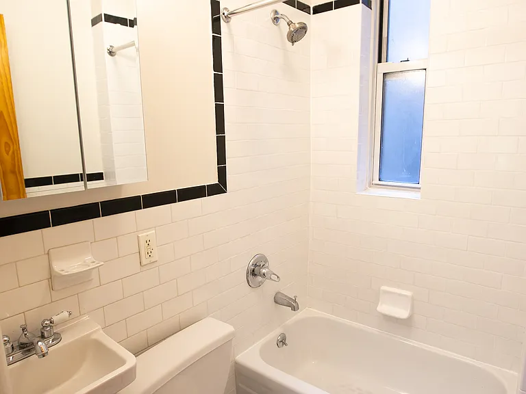 346 E 20th St #9 — Photo 9