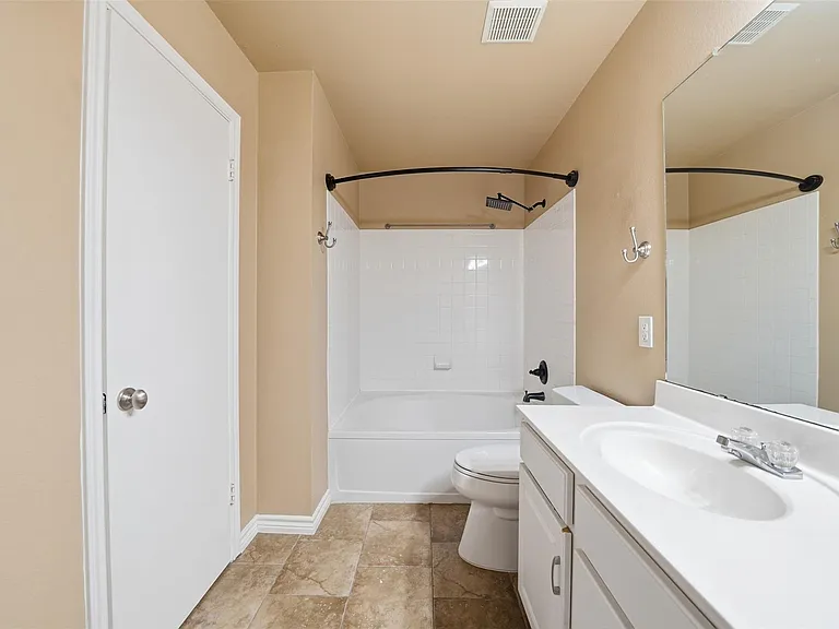1304 Irene Dr — Photo 28