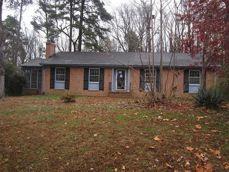 1st image of 2303 Arbor Dr