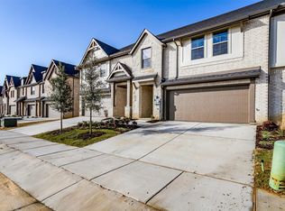 6820 Neals Way, Arlington, TX 76001