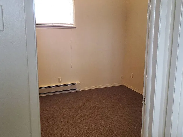 4033 Ottmar Rd NE — Photo 7