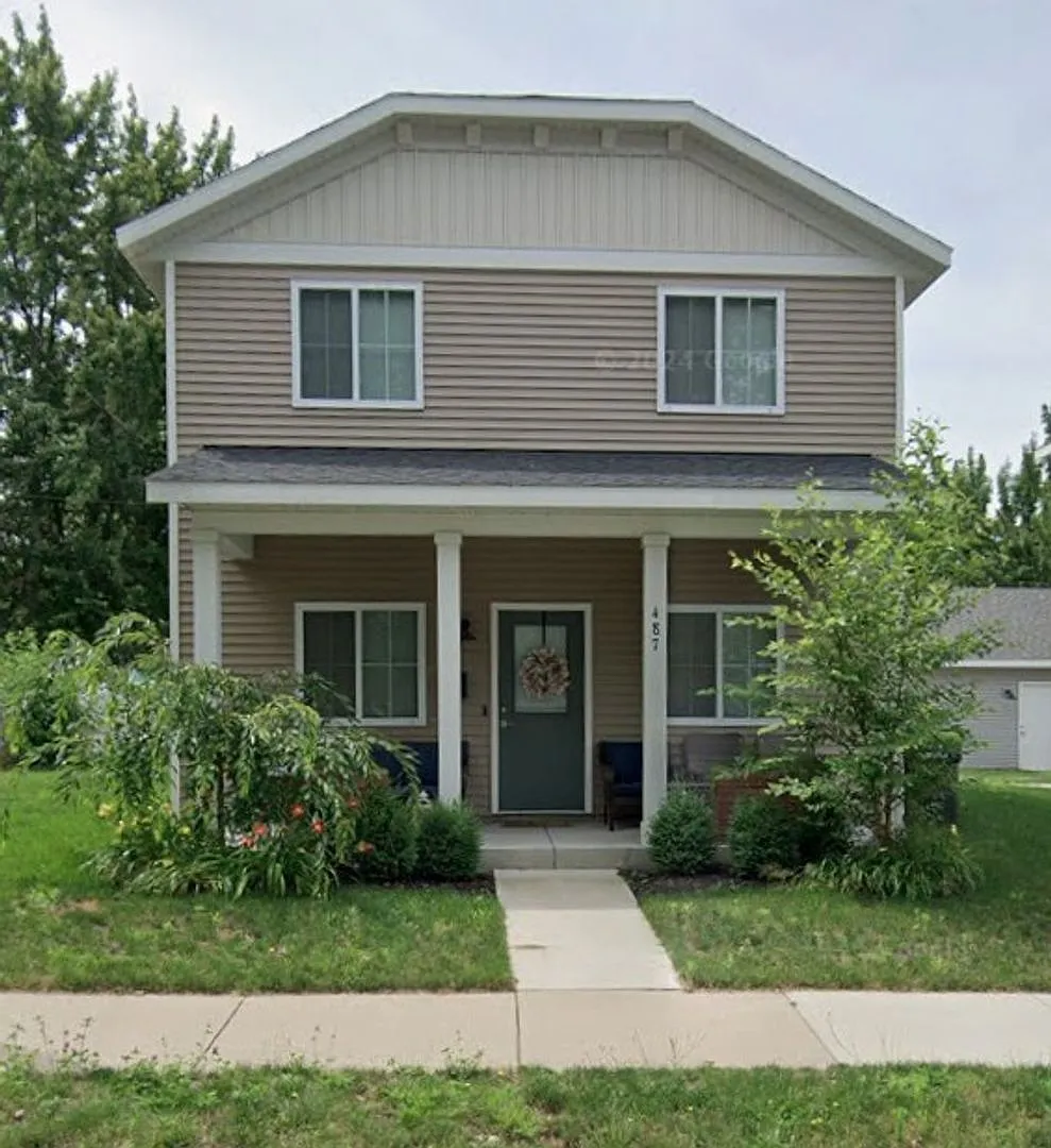 3 bed 2bath — Photo 1
