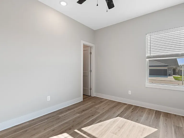 200 E Janet Ave — Photo 13