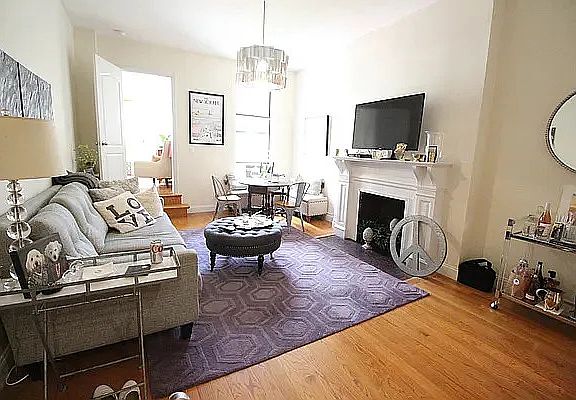5th image of 141 W 72nd St APT 6B