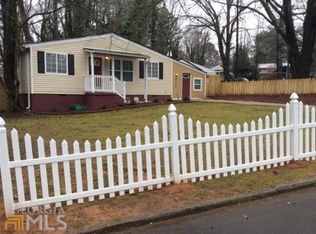 3154 McKenzie Dr, East Pt, GA 30344