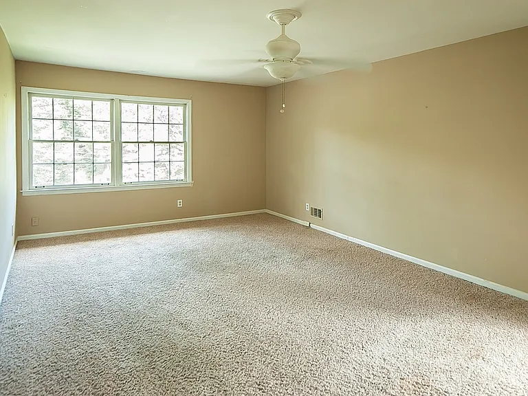 4682 Sharon Valley Ct — Photo 18