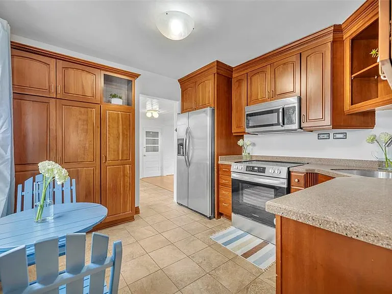 612 E Kaley St — Photo 12