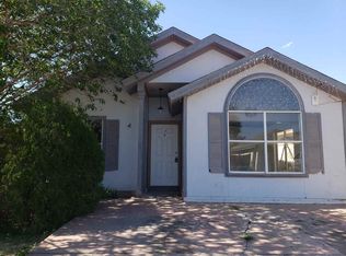 701 Minutemen Dr, Laredo, TX 78046