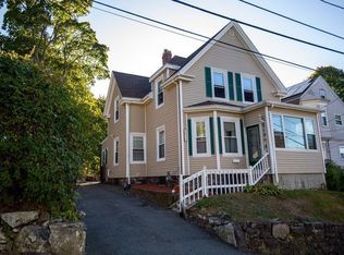 94 Bay View Ave, Lynn, MA 01902