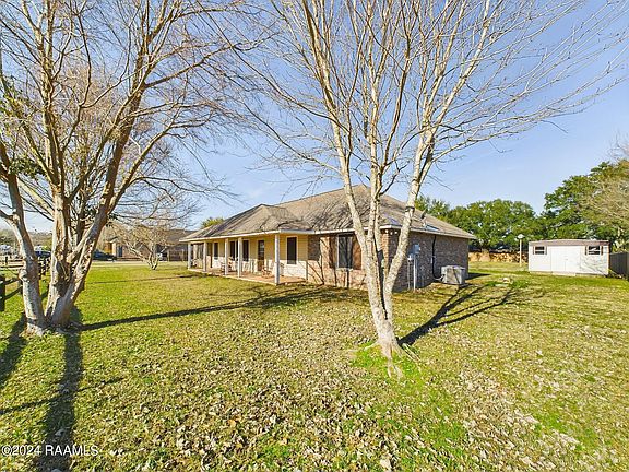3rd image of 171 Boudar Dr
