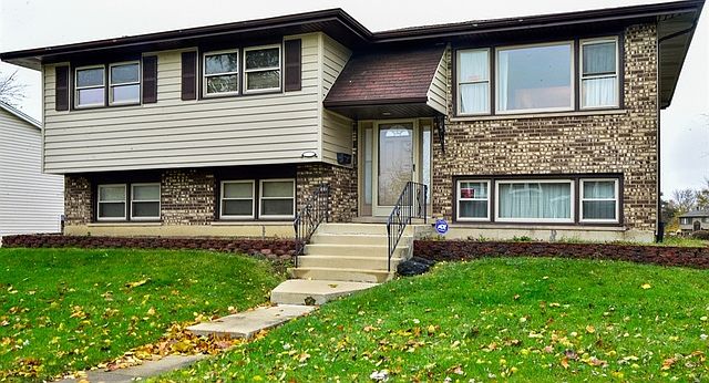1st image of 16532 76th Ave