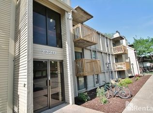 2220 SW 29th Ter APT 32, Topeka, KS 66611
