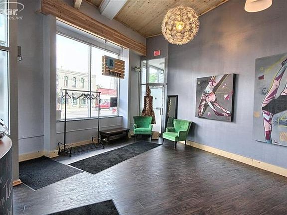 3rd image of 202 S Saginaw St