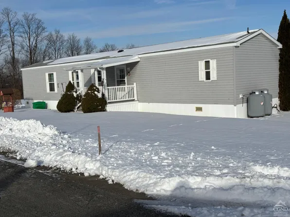 3459 Route 9 #27, Hudson, NY 12534