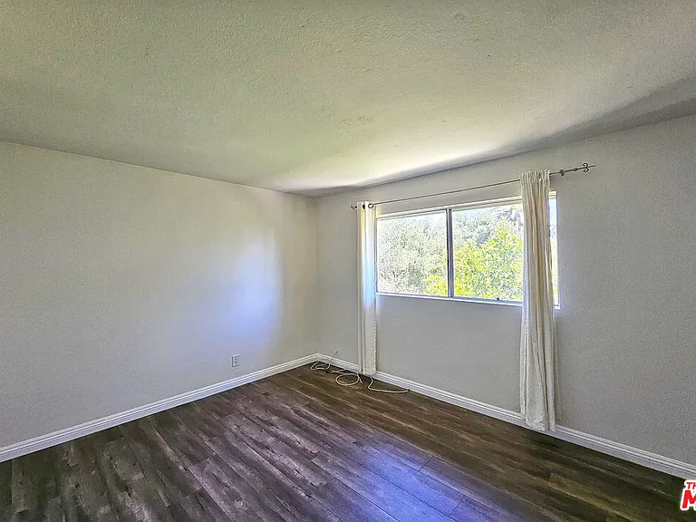 1454 E Orange Grove Blvd #1 — Photo 27