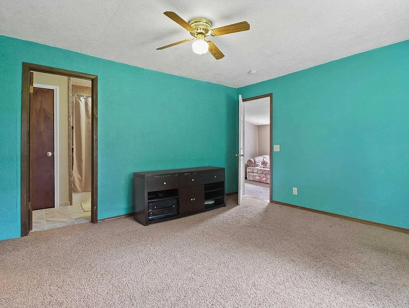 138 N Pardee St — Photo 4