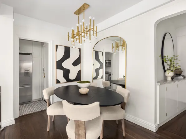 49 East 96th Street image 6 of 14