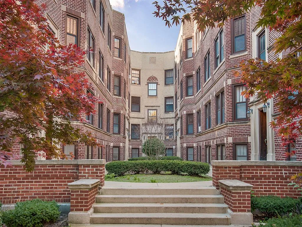 Ivy at Ridgewood — Photo 1