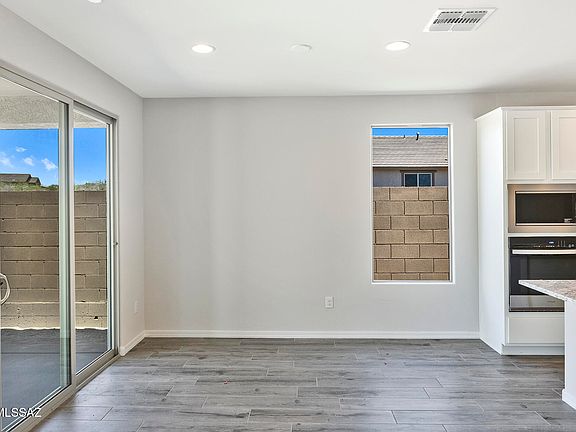 4th image of 13401 N Sanidine Dr
