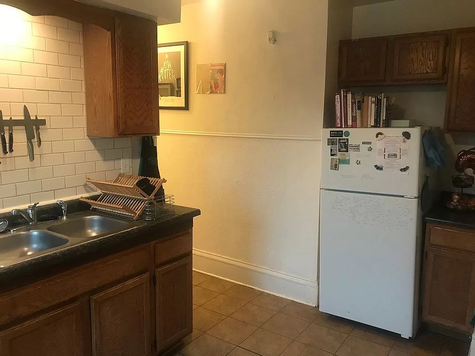 1st image of 3957 42nd Ave S
