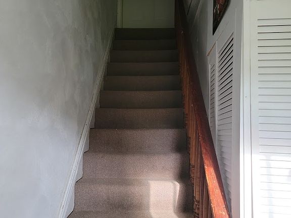 3rd image of 712 Main St Floor 2