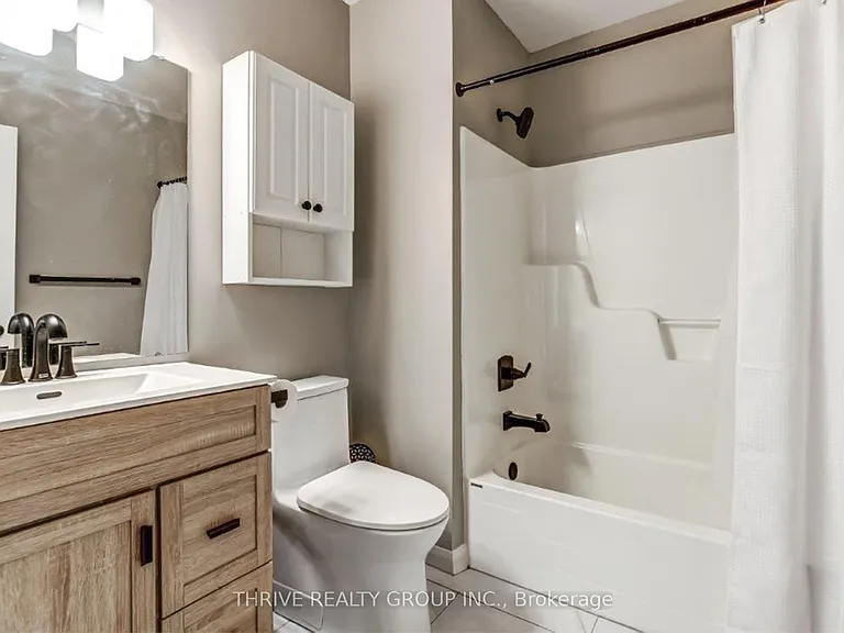 609 Colborne St #2 — Photo 15