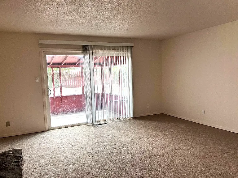 525 O'Brien Way — Photo 15