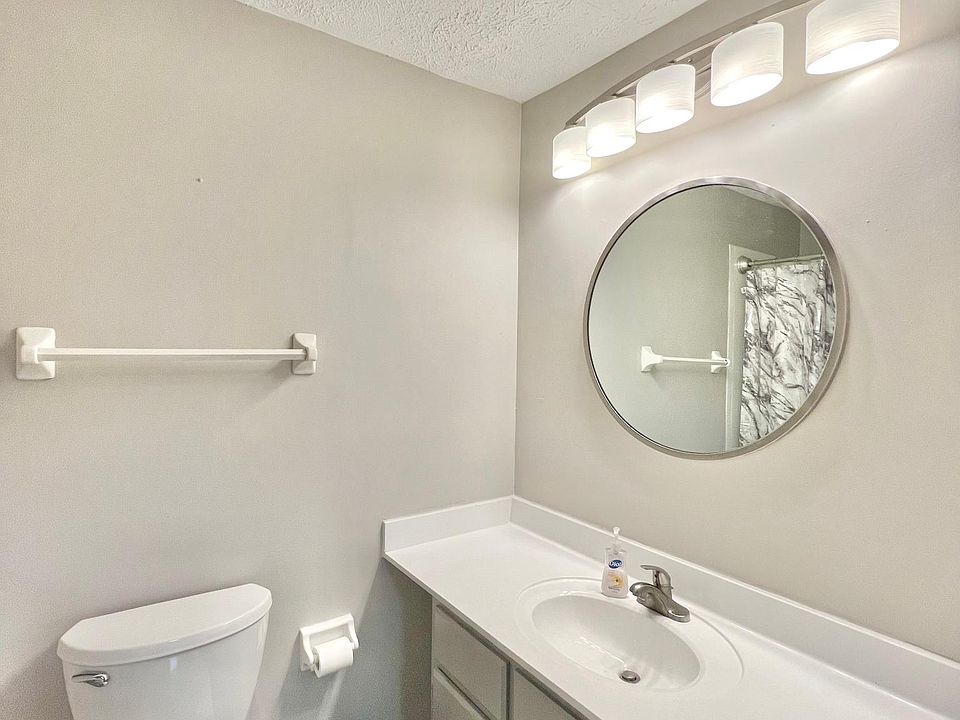1st image of 184 Old Park Ave #1