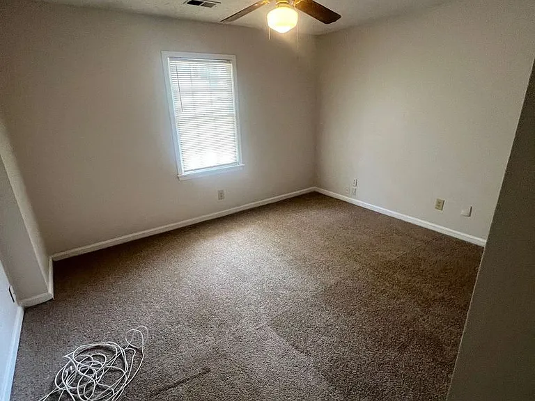 721-723 Jackson View Road — Photo 12