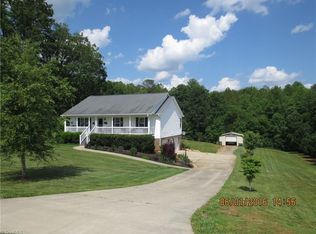 1080 Sterling Pointe Dr, King, NC 27021