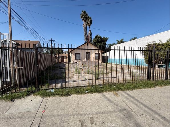 los-angeles-california-135894063 picture