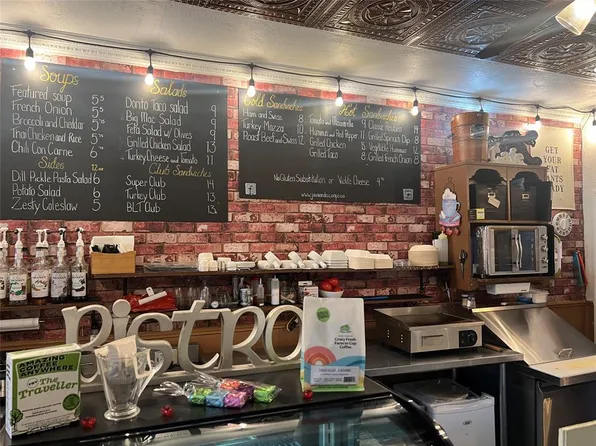 45 King St W, Lambton Shores, ON N0N 1J0