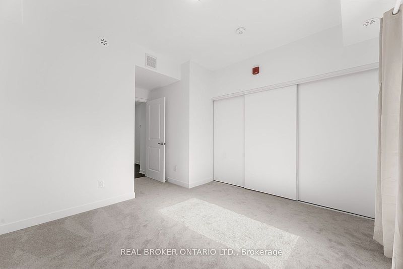 Toronto Townhouse for rent - 2 Bedrooms — photo 8