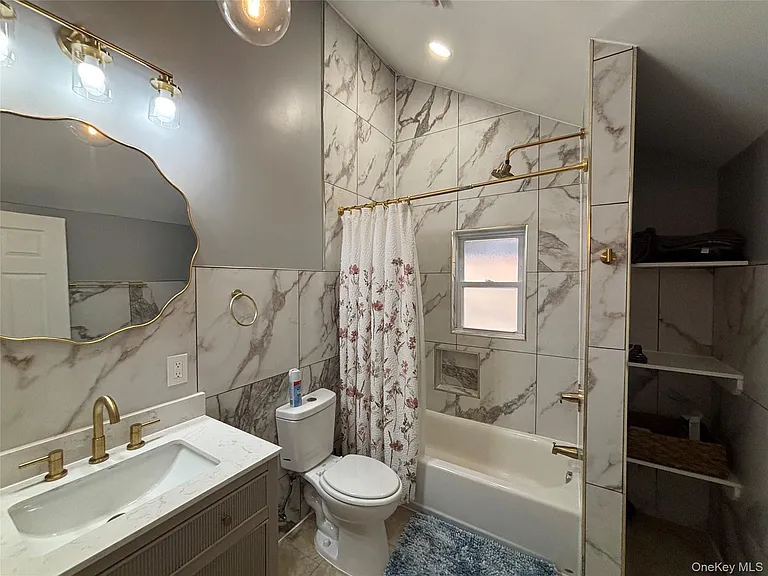 162 Dubois St #3 — Photo 8