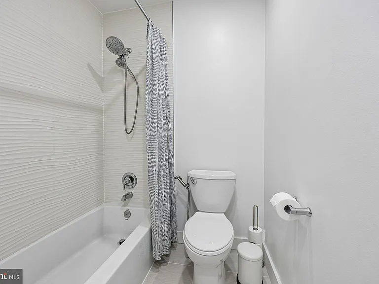 2627 Adams Mill Rd NW #108 — Photo 27