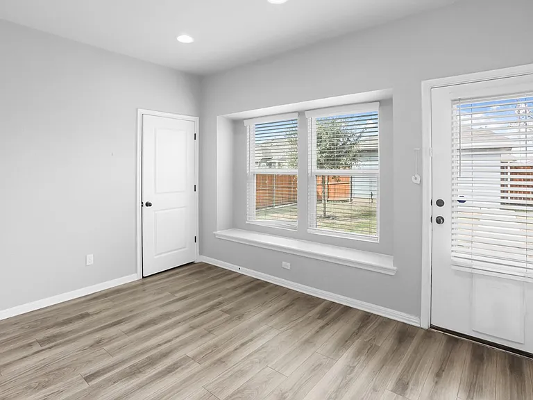 105 Switchgrass St — Photo 11