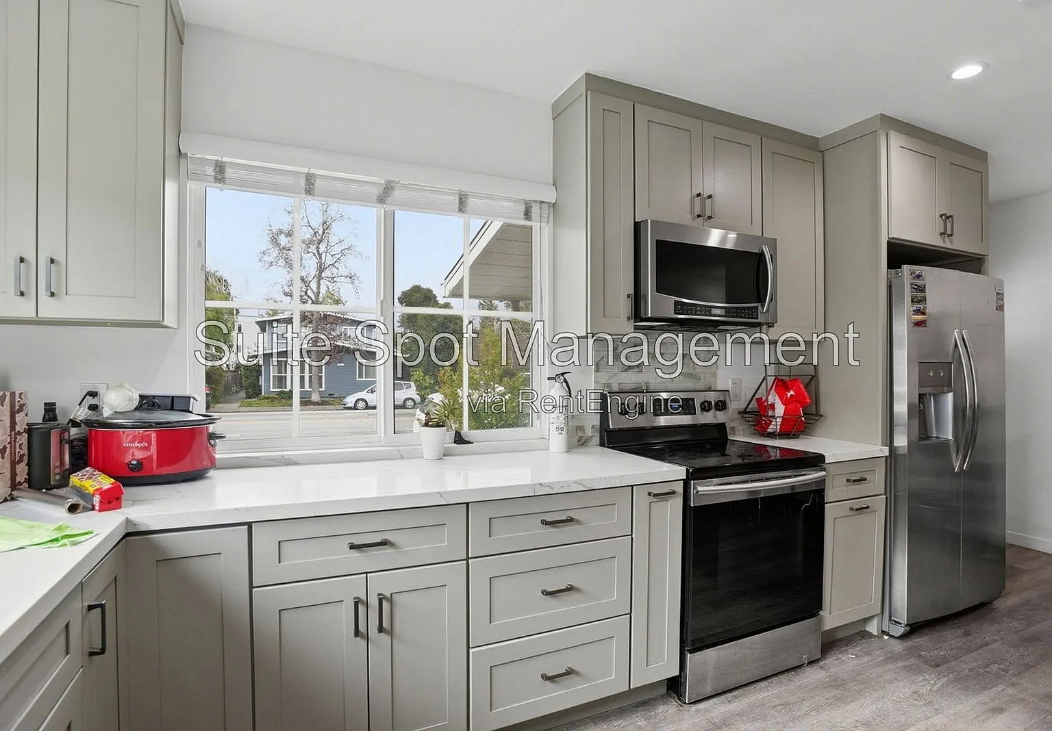 1 bed, 1.0 bath, 150 sqft, $2,195 — Photo 2