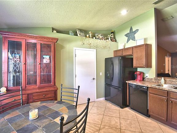 5th image of 1795 Williamsburg Dr
