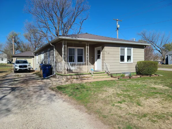 221 N Elm St, Argonia, KS 67004