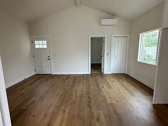 5th image of 7832 Irvine Ave
