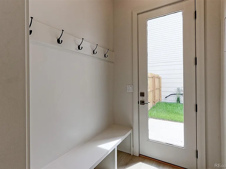 3510 N Wyandot St — Photo 22