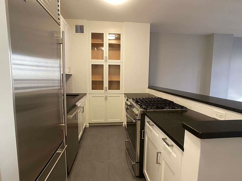 1st image of 120 W 23rd St APT 6D