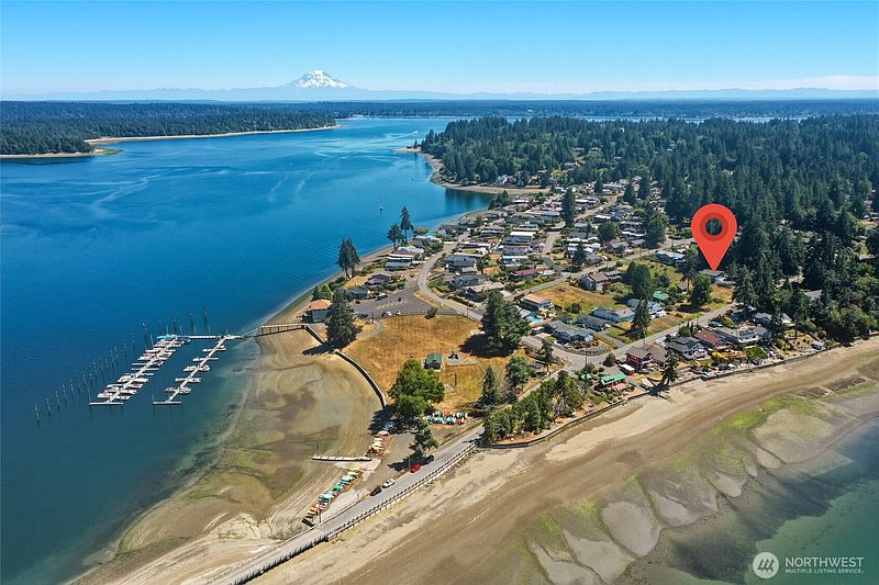 3rd image of 10138 Steamboat Island Road NW