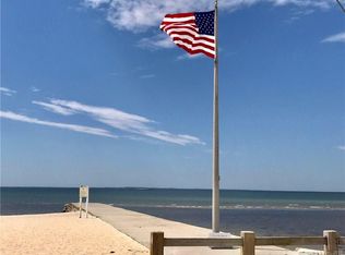 67 S Beechwood Rd #B, Niantic, CT 06357