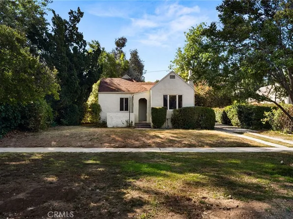 230 E Highland Ave, Redlands, CA 92373