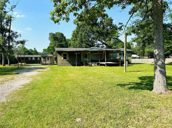 27607 County Road 3744, Splendora, TX 77372